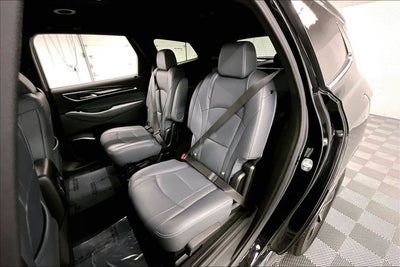 2022 Buick Enclave Essence