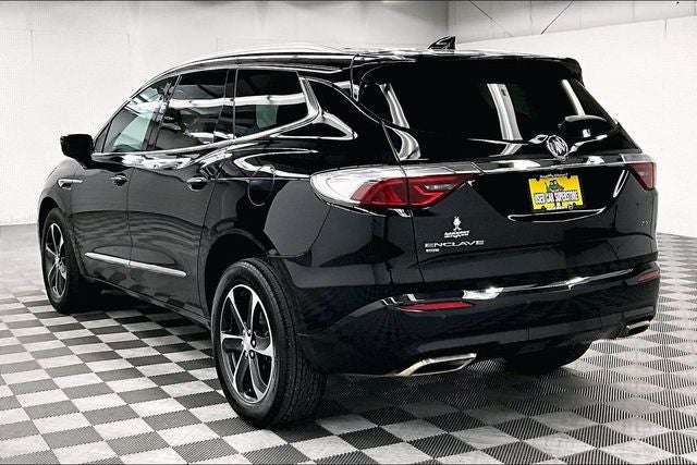 2022 Buick Enclave Essence