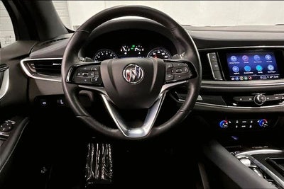 2022 Buick Enclave Essence