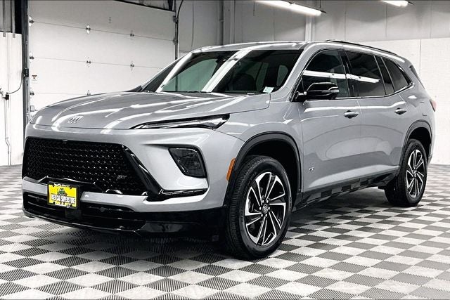 2025 Buick Enclave Sport Touring