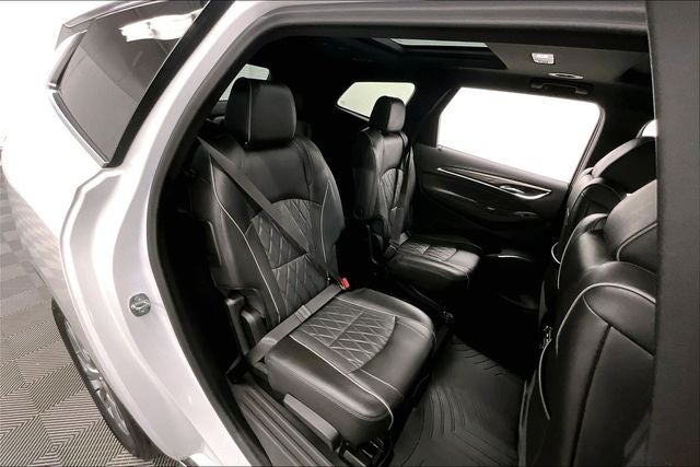 2022 Buick Enclave Avenir