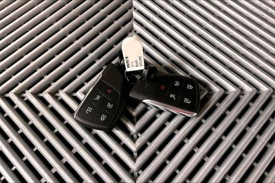 2025 Buick Enclave Avenir AWD - Super Cruise Pkg - Htd/Cooled Massaging Seat