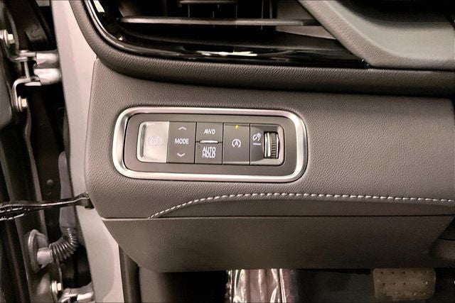 2025 Buick Enclave Avenir AWD - Super Cruise Pkg - Htd/Cooled Massaging Seat