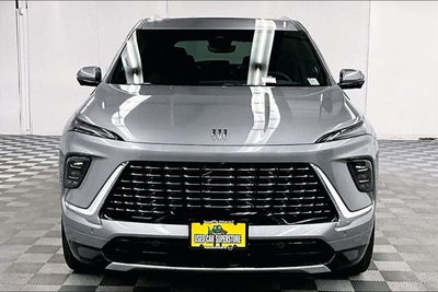 2025 Buick Enclave Avenir AWD - Super Cruise Pkg - Htd/Cooled Massaging Seat