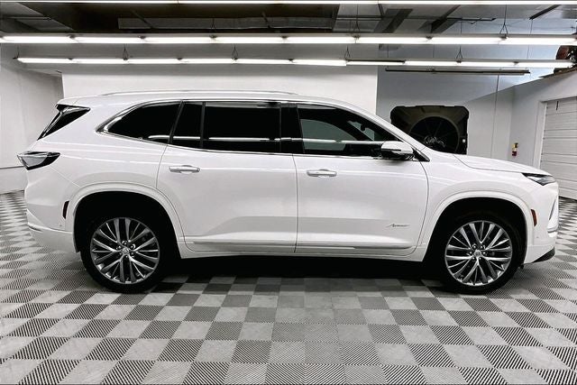 2025 Buick Enclave Avenir AWD - Super Cruise - Htd/Cooled Massaging Leather