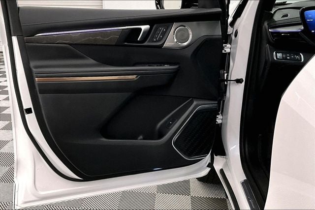 2025 Buick Enclave Avenir AWD - Super Cruise - Htd/Cooled Massaging Leather