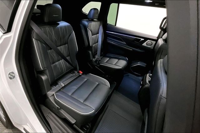 2025 Buick Enclave Avenir AWD - Super Cruise - Htd/Cooled Massaging Leather