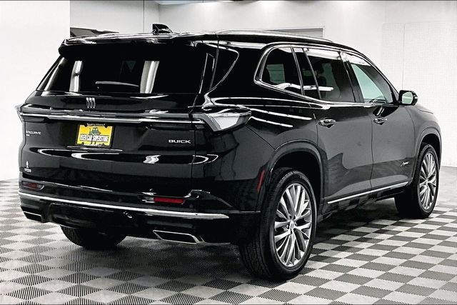 2025 Buick Enclave Avenir AWD - Pano Roof - Htd/Cooled Massaging Seats