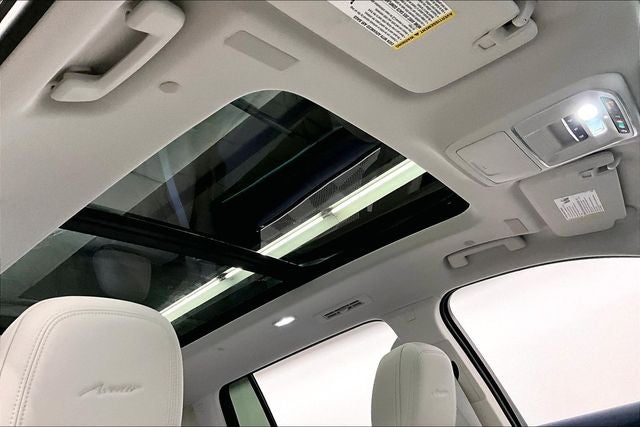 2025 Buick Enclave Avenir AWD - Pano Roof - Htd/Cooled Massaging Seats