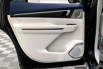 2025 Buick Enclave Avenir AWD - Pano Roof - Htd/Cooled Massaging Seats