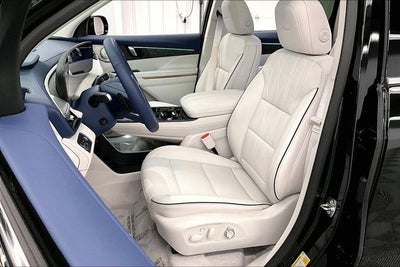 2025 Buick Enclave Avenir AWD - Pano Roof - Htd/Cooled Massaging Seats