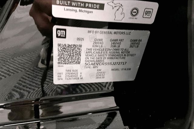 2025 Buick Enclave Avenir AWD - Pano Roof - Htd/Cooled Massaging Seats