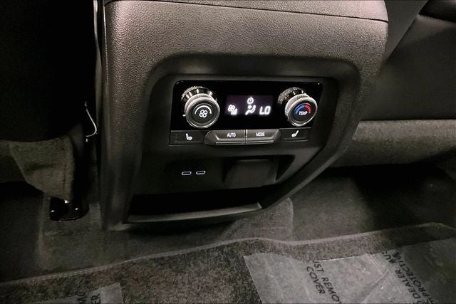 2025 Buick Enclave Avenir AWD-Super Cruise-Htd/Cooled Massaging Seats
