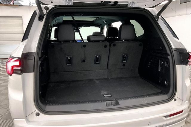 2025 Buick Enclave Avenir AWD-Super Cruise-Htd/Cooled Massaging Seats