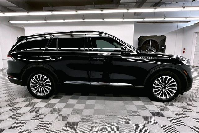 2023 Lincoln Aviator Standard AWD - Pano Roof - Htd Leather - 20'' Wheels
