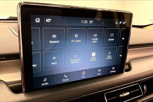 2023 Lincoln Aviator Standard AWD - Pano Roof - Htd Leather - 20'' Wheels