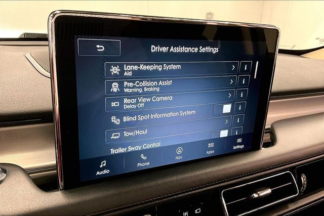 2023 Lincoln Aviator Standard AWD - Pano Roof - Htd Leather - 20'' Wheels
