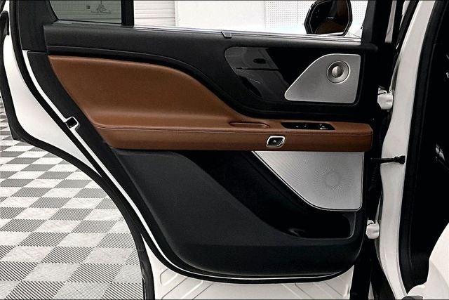2023 Lincoln Aviator Reserve AWD - Pano Roof - Htd/Cooled Massaging Seats