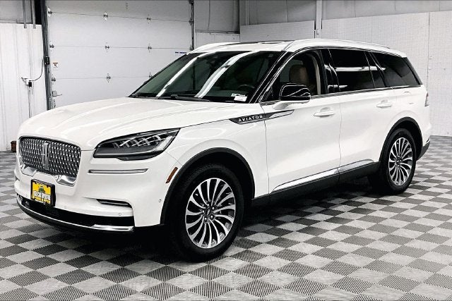 2022 Lincoln Aviator Reserve AWD-Pano Roof-Adaptive Cruise-Htd Leather