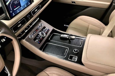 2022 Lincoln Aviator Reserve AWD-Pano Roof-Adaptive Cruise-Htd Leather