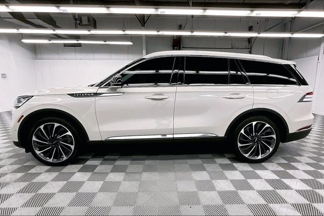 2023 Lincoln Aviator Reserve AWD - Pano Roof - Htd/Cooled Massaging Leather