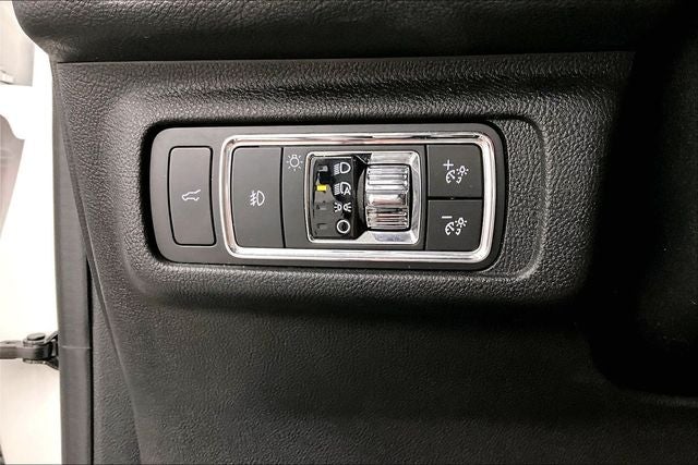 2021 Lincoln Corsair Reserve AWD - Pano Roof - Htd/Cooled Leather - Adaptive Cr