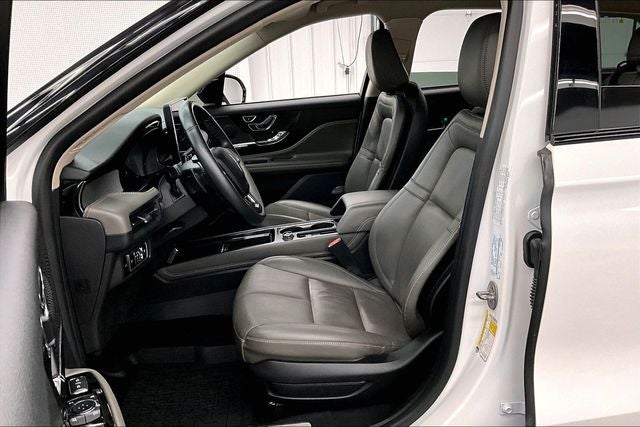 2023 Lincoln Corsair Reserve AWD - Jet Appearance Pkg - Htd Leather - 20'' Whee