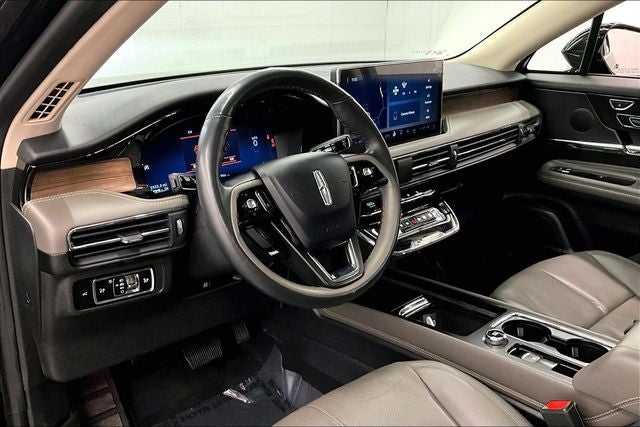 2023 Lincoln Corsair Reserve AWD - Pano Roof - Htd/Cooled Leather