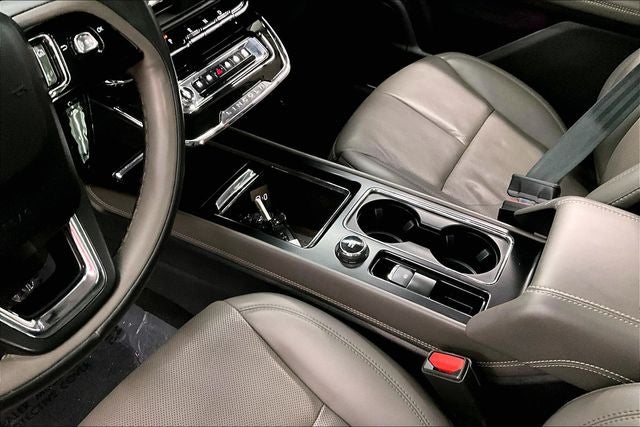 2023 Lincoln Corsair Reserve AWD - Pano Roof - Htd/Cooled Leather