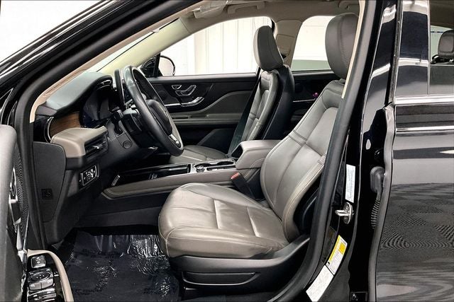 2023 Lincoln Corsair Reserve AWD - Pano Roof - Htd/Cooled Leather