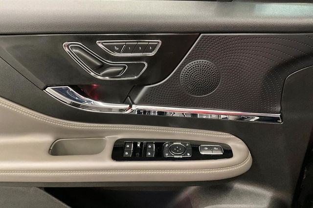 2023 Lincoln Corsair Reserve AWD - Pano Roof - Htd/Cooled Leather