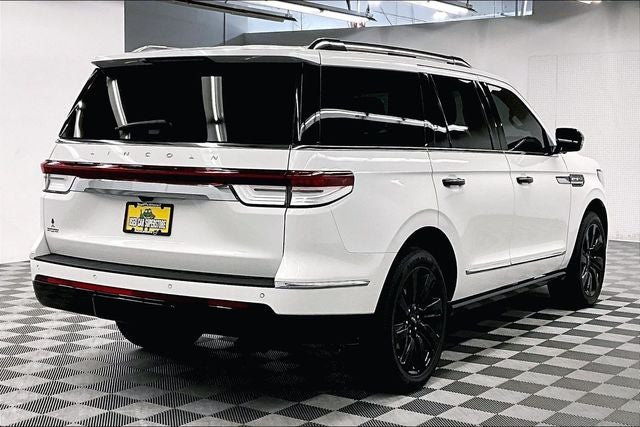 2023 Lincoln Navigator Reserve
