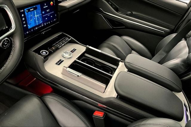 2025 Lincoln Navigator Reserve 4x4 - Jet Appearance Pkg - Pano Roof - 22'' Wheels