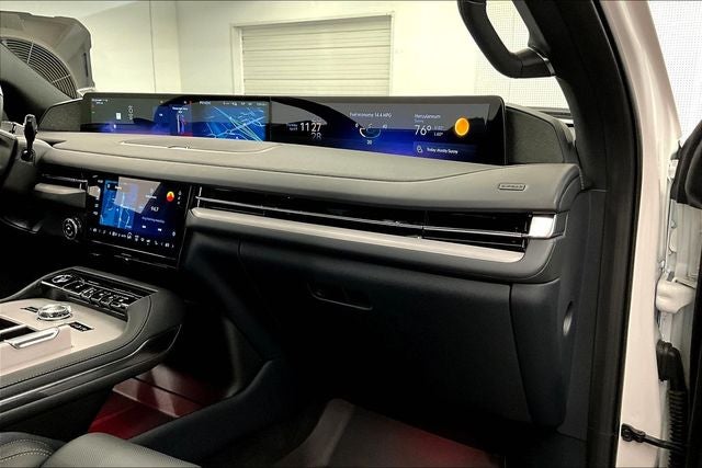 2025 Lincoln Navigator Reserve 4x4 - Jet Appearance Pkg - Pano Roof - 22'' Wheels