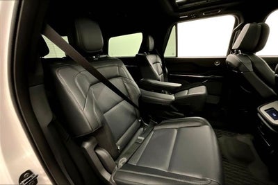 2025 Lincoln Navigator Reserve 4x4 - Jet Appearance Pkg - Pano Roof - 22'' Wheels