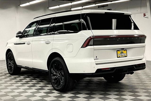 2025 Lincoln Navigator Reserve