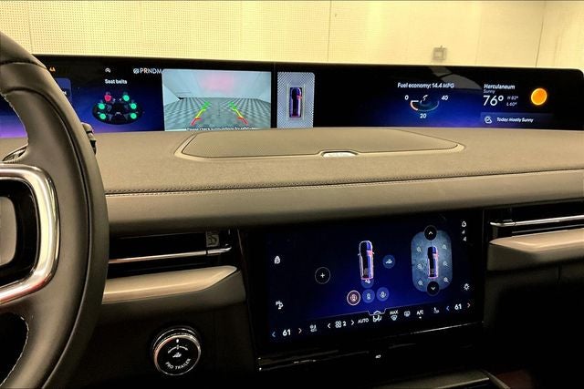 2025 Lincoln Navigator Reserve 4x4 - Jet Appearance Pkg - Pano Roof - 22'' Wheels