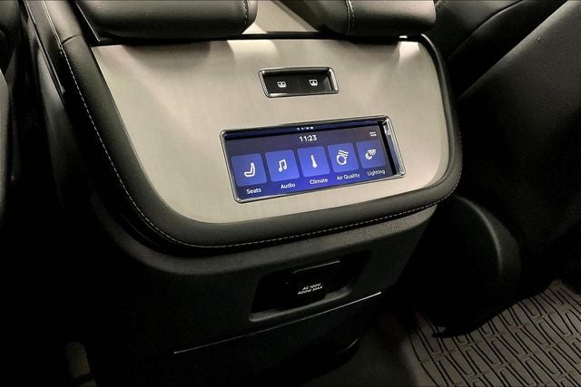 2025 Lincoln Navigator Reserve 4x4 - Jet Appearance Pkg - Pano Roof - 22'' Wheels