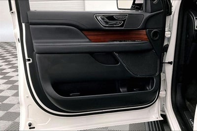 2024 Lincoln Navigator Reserve 4x4 - Pano Roof - Htd/Cooled Leather - 22'' Wheels