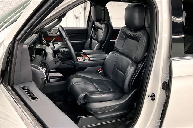2024 Lincoln Navigator Reserve 4x4 - Pano Roof - Htd/Cooled Leather - 22'' Wheels