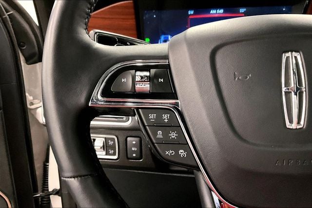 2024 Lincoln Navigator Reserve 4x4 - Pano Roof - Htd/Cooled Leather - 22'' Wheels