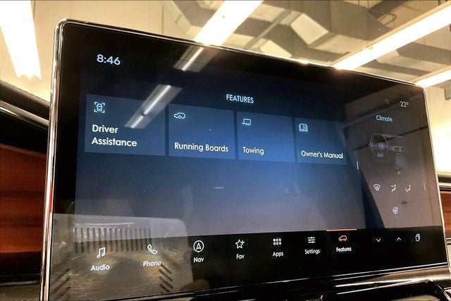 2024 Lincoln Navigator Reserve 4x4 - Pano Roof - Htd/Cooled Leather - 22'' Wheels