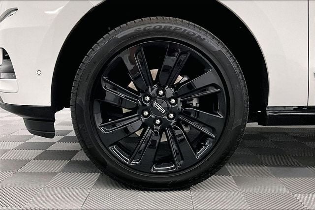 2024 Lincoln Navigator Reserve 4x4 - Pano Roof - Htd/Cooled Leather - 22'' Wheels