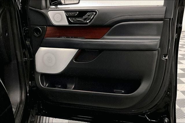 2023 Lincoln Navigator L Reserve