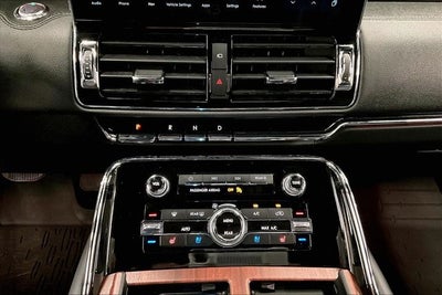 2023 Lincoln Navigator L Reserve