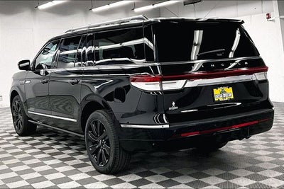 2023 Lincoln Navigator L Reserve