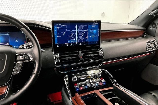 2023 Lincoln Navigator L Reserve