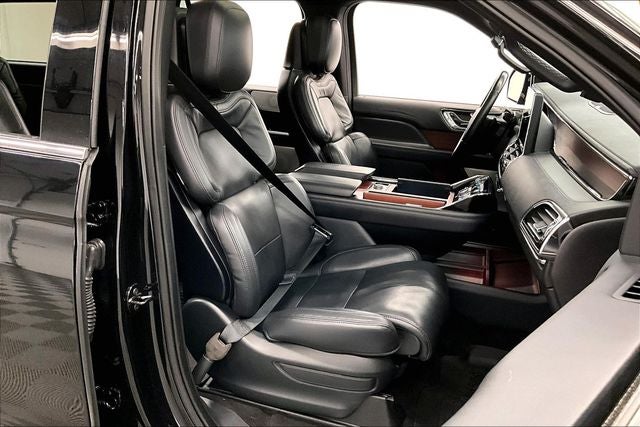 2023 Lincoln Navigator L Reserve