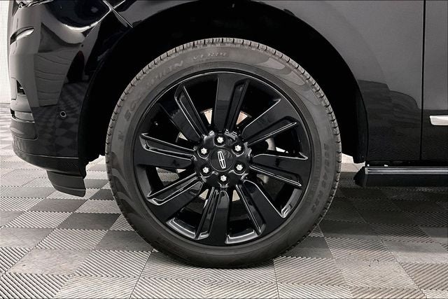 2023 Lincoln Navigator L Reserve