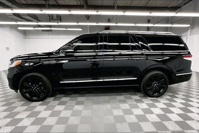 2024 Lincoln Navigator L Reserve 4x4 - Pano Roof - Htd/Cooled Massaging Leather